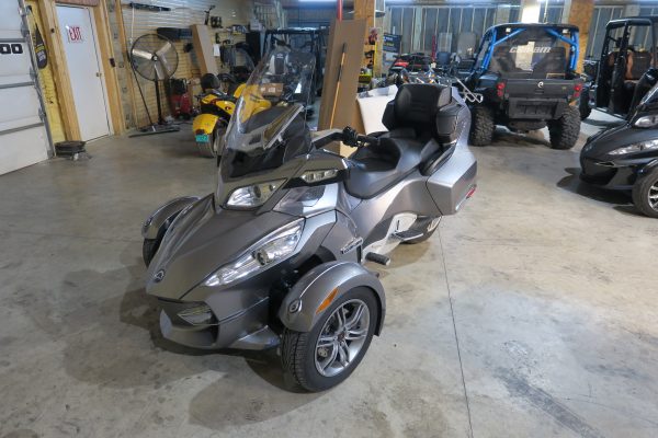 Used 2013 Spyder RT-S 990