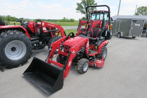 Mahindra 1120 HST LDR MWR