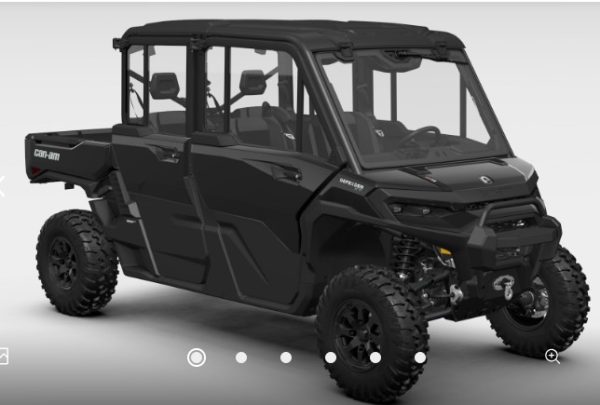 2026 Defender MAX XT CAB HD11 10.25 Screen (Expected Oct/Nov)